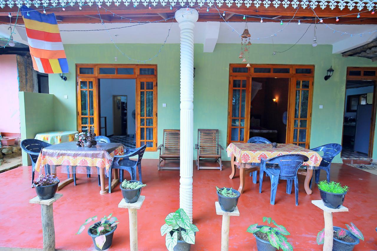Secret Nest Homestay Ella Bagian luar foto